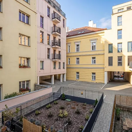 Apartament Bright - Bedroom For 5 - Center Praga